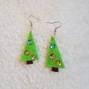 Christmas tree earrings